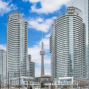 Waterfront Queens Quay West Apartment Toronto